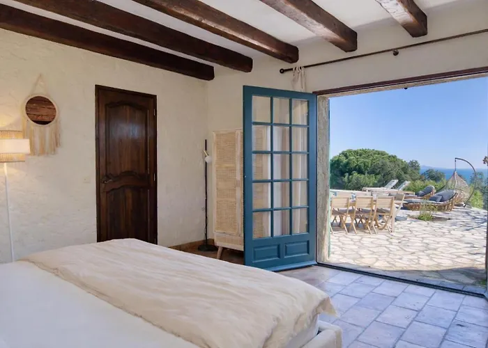 Le Repaire Villa