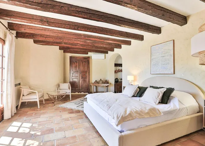 Le Repaire Villa